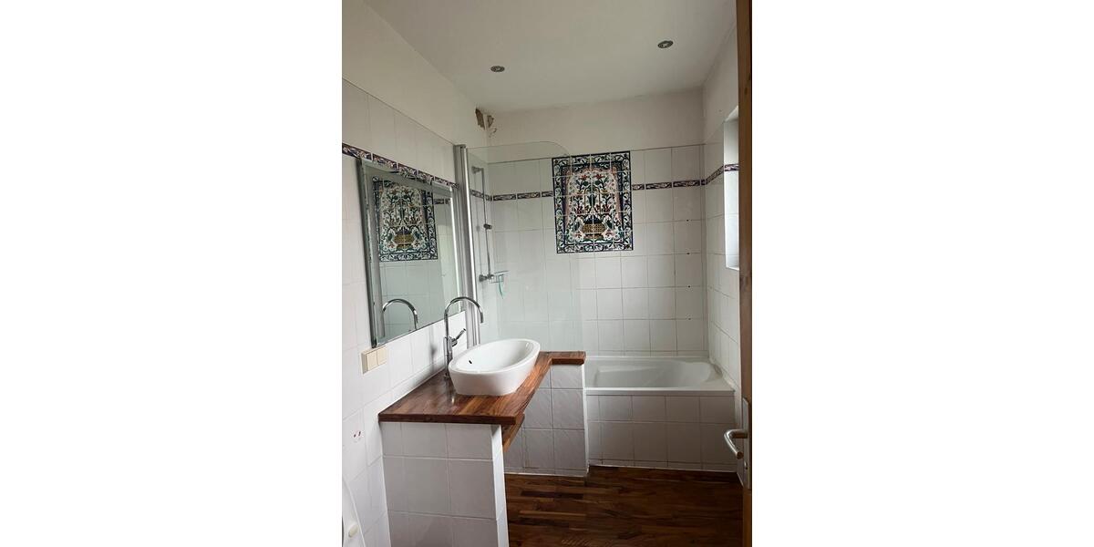 Wohnen auf Zeit Hamburg Altona - 8 Zimmer, 15 m&sup2;, 600&euro; | Angebot:25238918