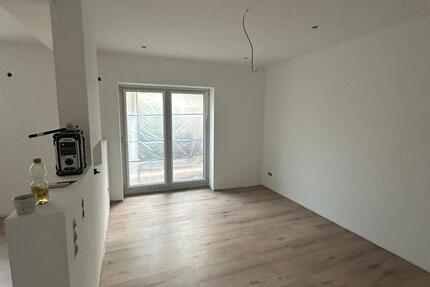 Wohnung Leverkusen Bürrig - 2 Zimmer, 62 m&sup2;, 1.200&euro; | Angebot:24663574