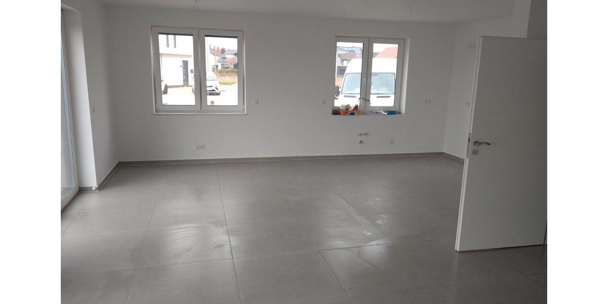 Doppelhaushälfte Bergen - 6 Zimmer, 154 m&sup2;, 1.400&euro; | Angebot:26563415