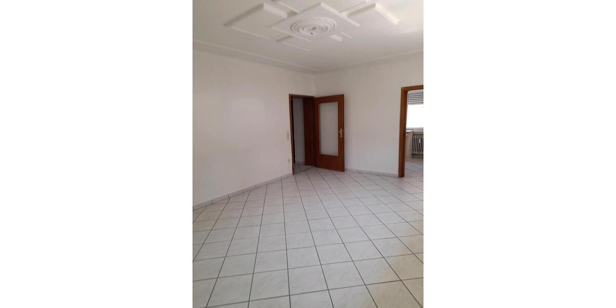 Erdgeschoßwohnung Thannhausen - 3 Zimmer, 90 m&sup2;, 900&euro; | Angebot:24653195