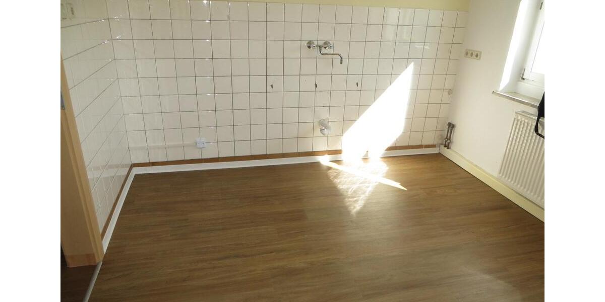 Schöne, helle 3-Zi-Whg in toller Lage auf dem Pirnaer Sonnenstein 3 zimmer