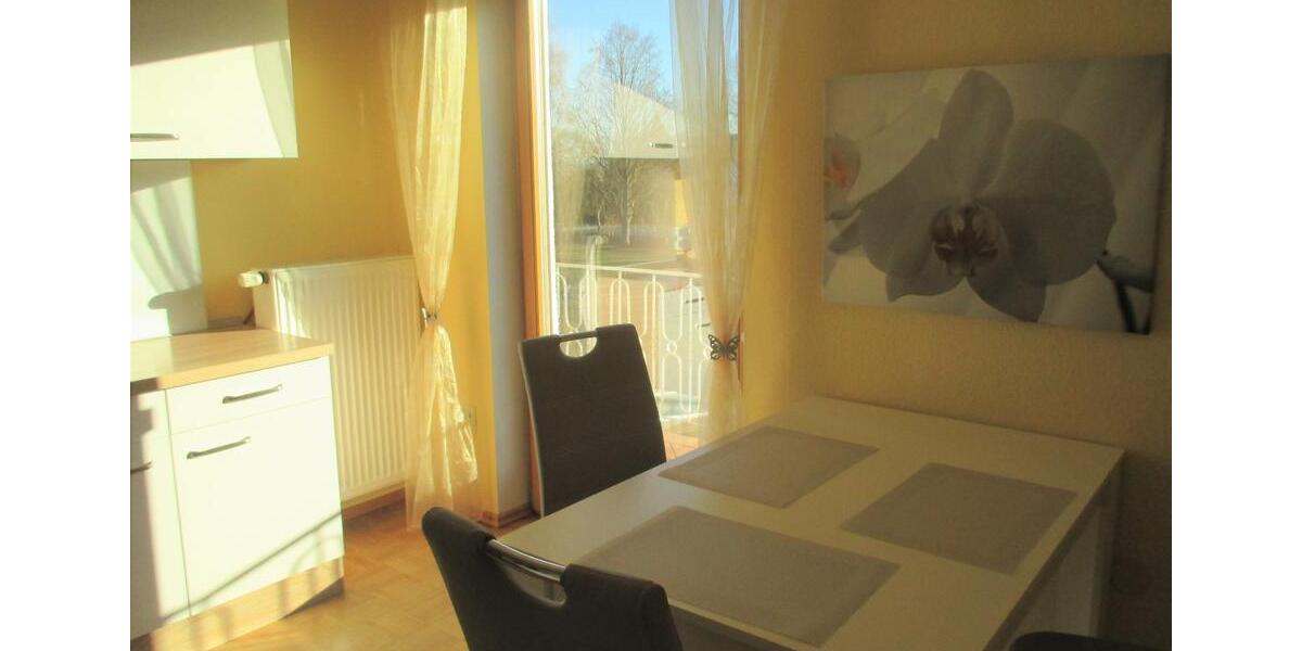 Zimmer in 2erWG ab 1.3.26 an weibl. WE-Heimfahrerin zu vermieten! 21 zimmer