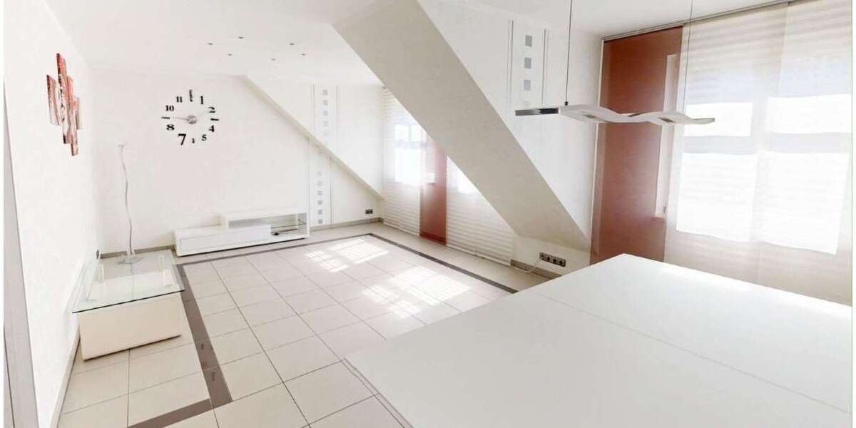 Etagenwohnung Köthen - 3 Zimmer, 144 m&sup2;, 750&euro; | Angebot:26935508