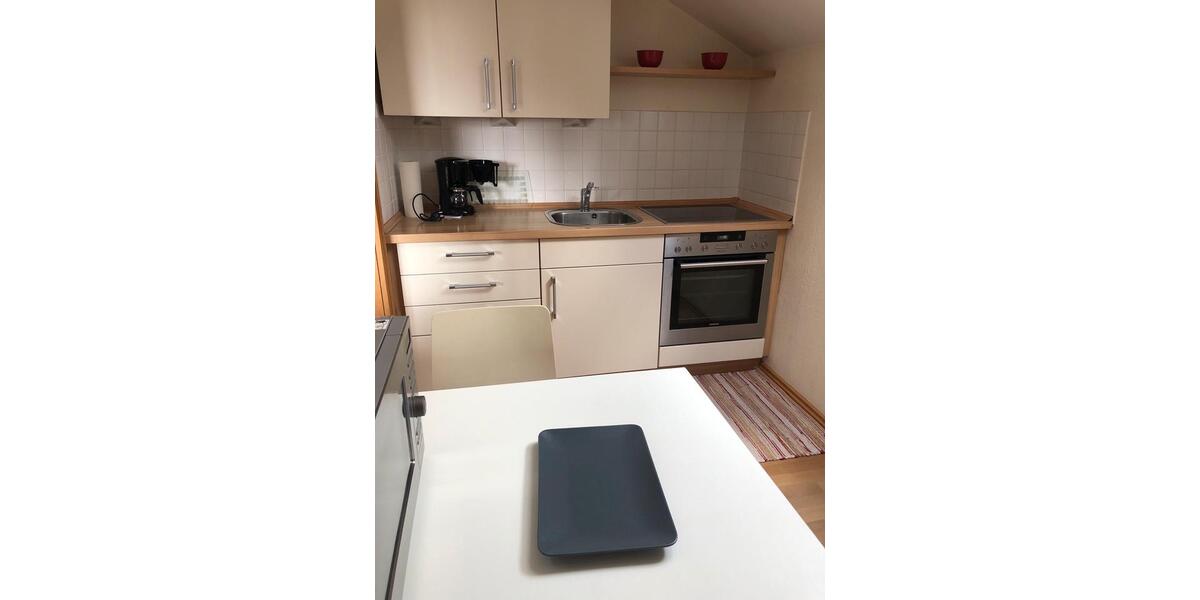 Einfamilienhaus Burghausen - 6 Zimmer, 150 m&sup2;, 2.300&euro; | Angebot:26113055