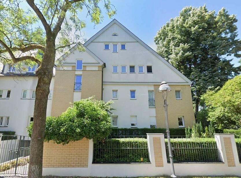 Geräumige 4-Zimmer-Wohnung mit Balkon in Zehlendorf, Berlin 4 zimmer