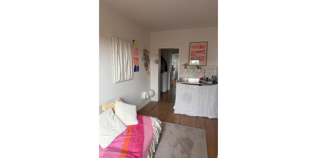 Etagenwohnung Saarbrücken West - 2 Zimmer, 40 m&sup2;, 350&euro; | Angebot:26652043