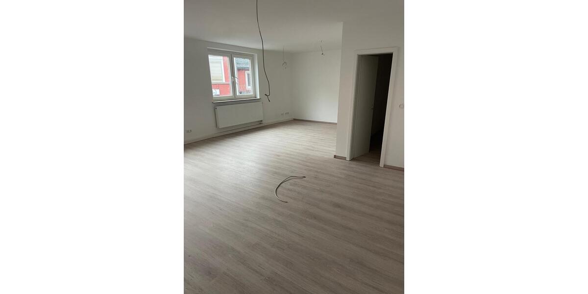 Etagenwohnung Münchberg - 4 Zimmer, 106 m&sup2;, 950&euro; | Angebot:26310238