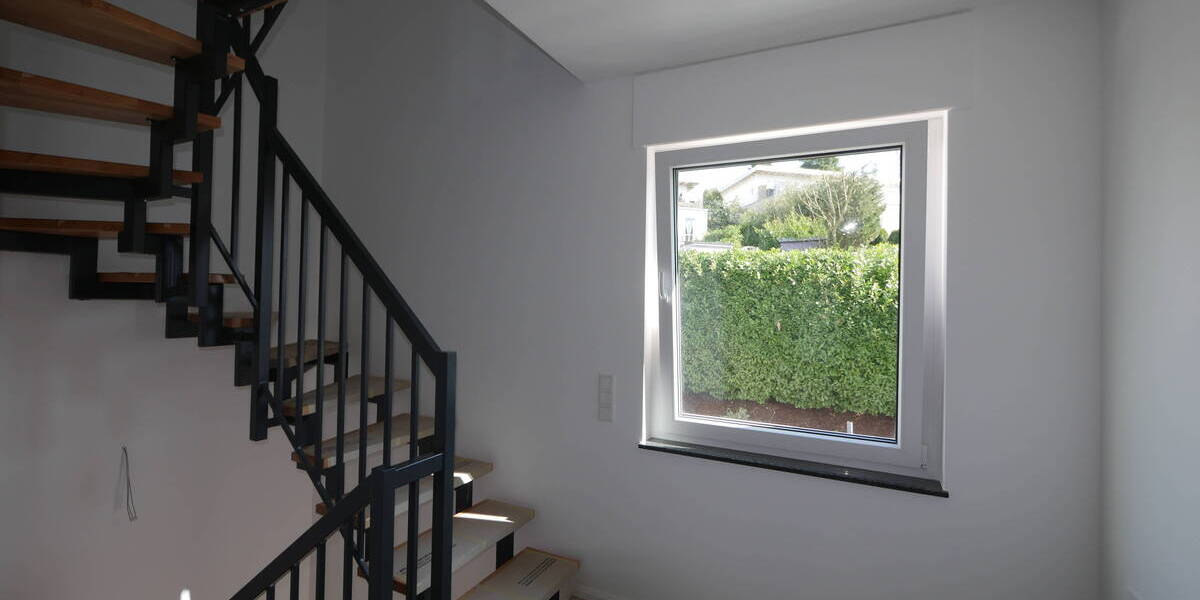 Reihenmittelhaus Remscheid Süd - 4 Zimmer, 130 m&sup2;, 1.850&euro; | Angebot:25780491