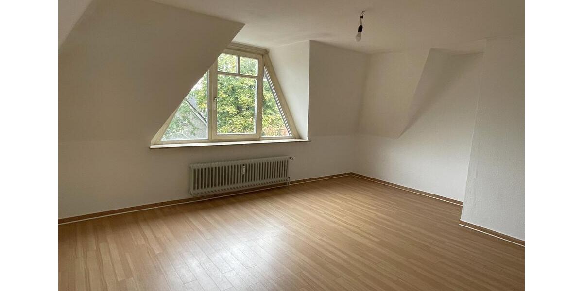 Dachgeschoßwohnung Westerstede - 2 Zimmer, 72 m&sup2;, 540&euro; | Angebot:26494795
