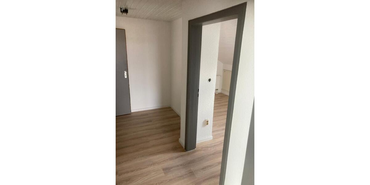 Dachgeschoßwohnung Dormagen Sankt Peter - 2.5 Zimmer, 51 m&sup2;, 705&euro; | Angebot:24428278