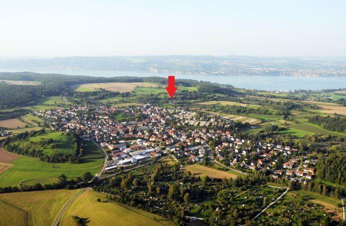 MIETKAUF MÖGLICH: Idyllisch im Grünen am Ortsrand: Großzügige 4-Zimmerwohnung mit großem Balkon in Konstanz-Dettingen I 95-145m2 4 zimmer