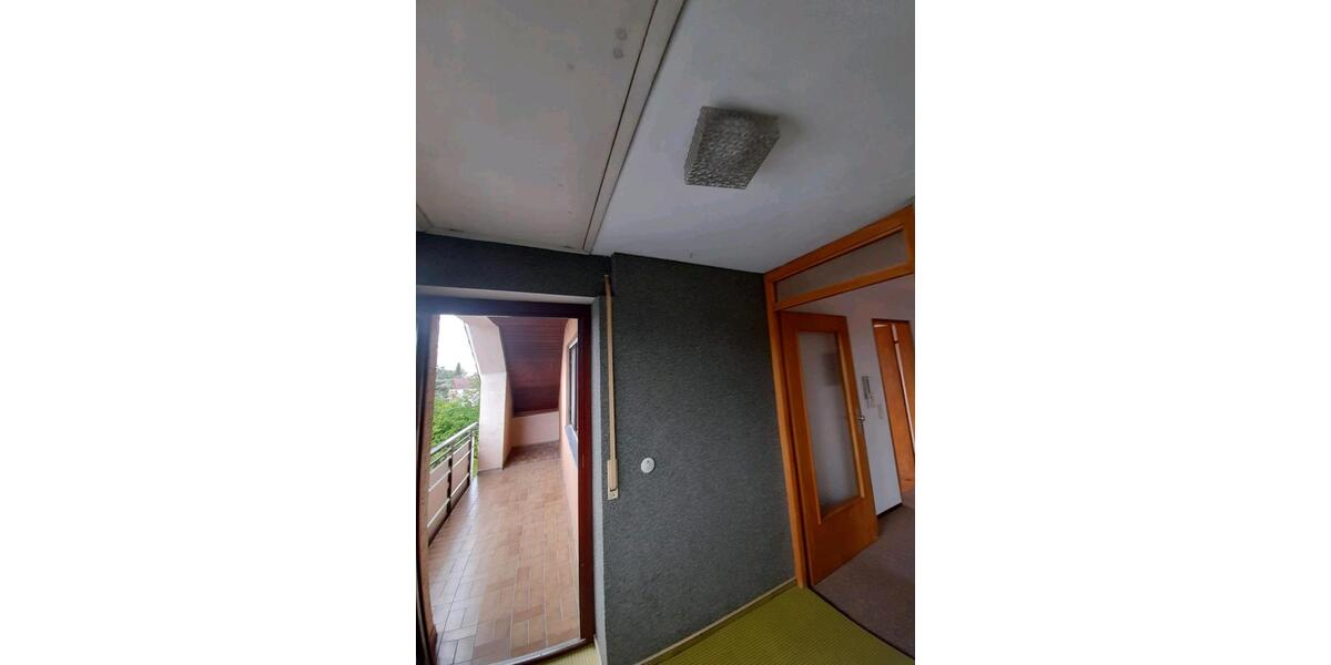 Dachgeschoßwohnung Achstetten - 4 Zimmer, 80 m&sup2;, 1.100&euro; | Angebot:24712654