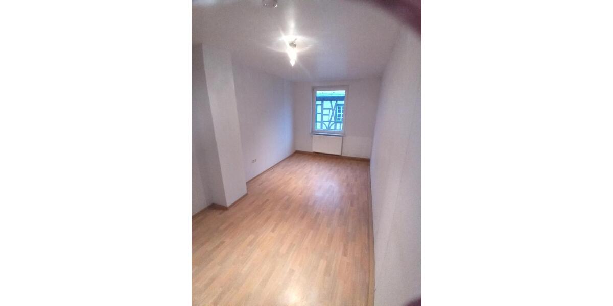 Etagenwohnung Münnerstadt - 4 Zimmer, 93 m&sup2;, 620&euro; | Angebot:25943933