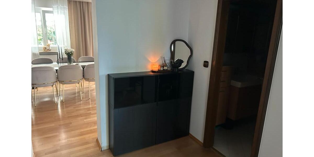 Attraktive 2 Zimmer Wohnung MöbliertTeilmöbiliert 2 zimmer