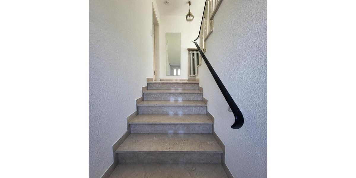 Mehrfamilienhaus, Wohnhaus Krumbach (Schwaben) - 5 Zimmer, 144 m&sup2;, 1.500&euro; | Angebot:25300778