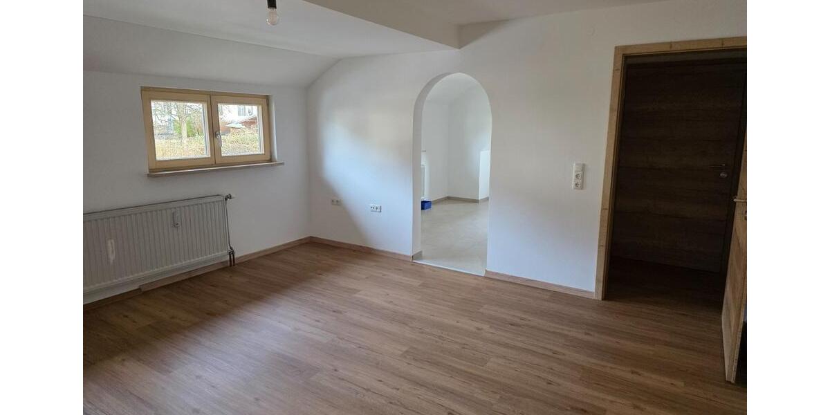 Wohnung 1.OG zu vermieten 3 zimmer