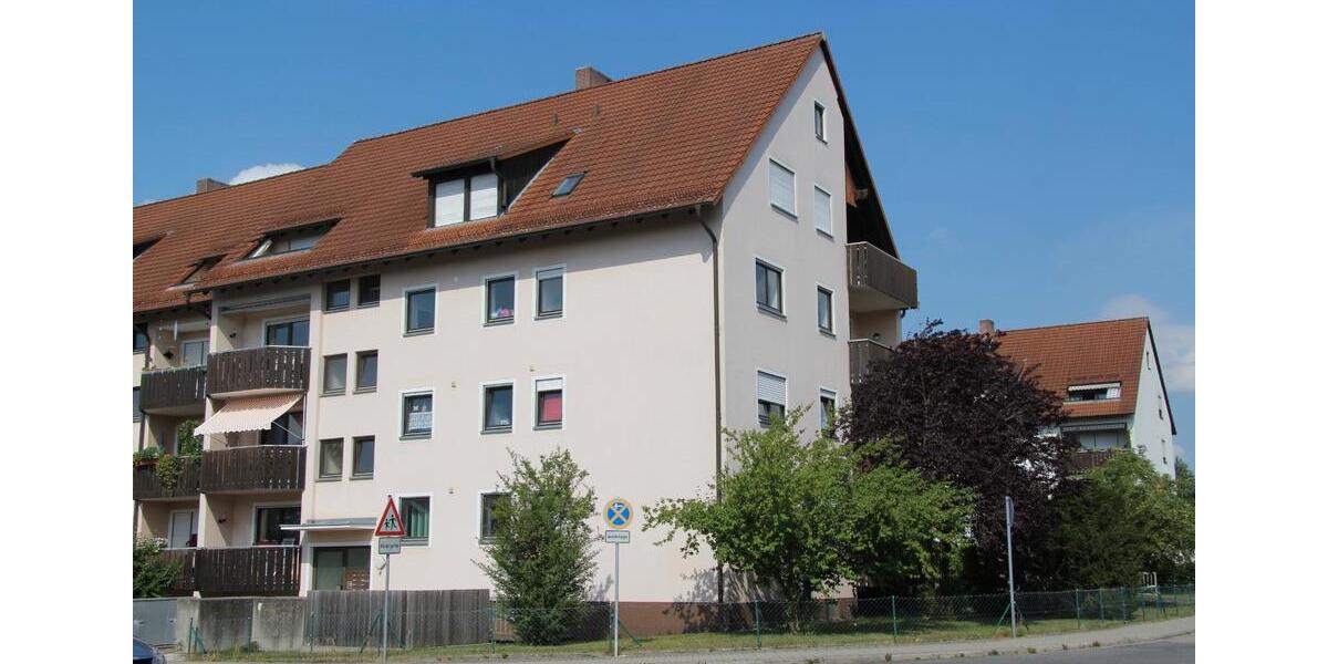Etagenwohnung Roth - 3 Zimmer, 84 m&sup2;, 1.100&euro; | Angebot:26261890
