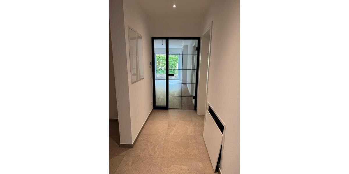 Erdgeschoßwohnung Kaufbeuren - 4 Zimmer, 101 m&sup2;, 1.500&euro; | Angebot:26579833