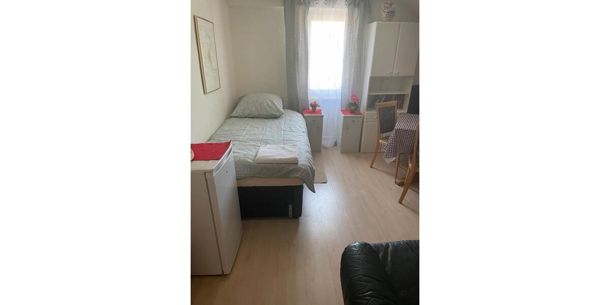 Wohnen auf Zeit Hahnstätten - 10 Zimmer, 250 m&sup2;, 14&euro; | Angebot:25568504