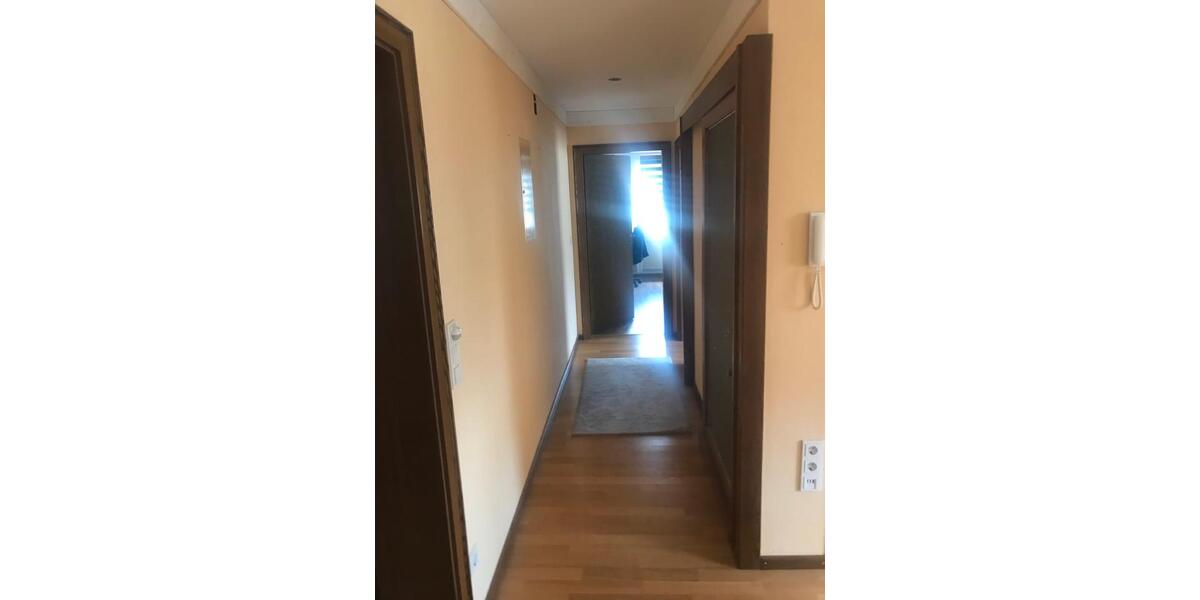 Etagenwohnung Osann-Monzel Monzel - 7 Zimmer, 180 m&sup2;, 1.350&euro; | Angebot:25973237