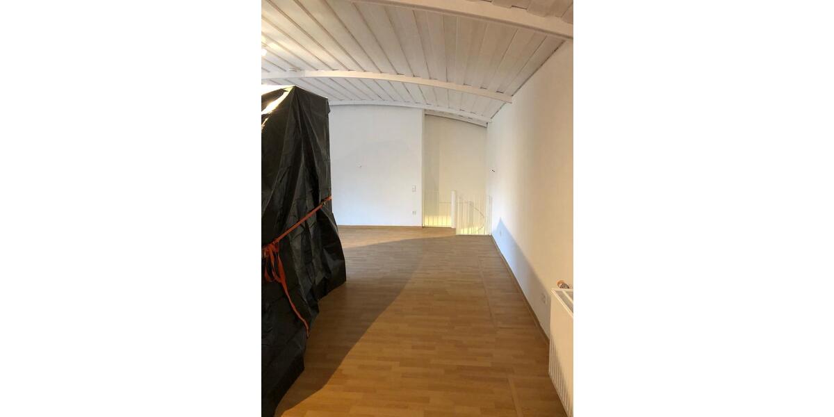 Terrassenwohnung Königswinter - 2 Zimmer, 110 m&sup2;, 1.100&euro; | Angebot:26032945