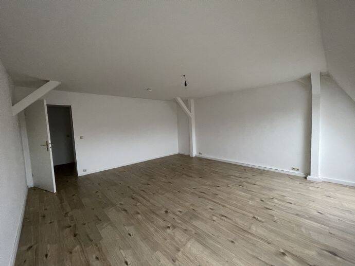 Etagenwohnung Brandenburg an der Havel Neustadt - 2 Zimmer, 94 m&sup2;, 855&euro; | Angebot:24566060