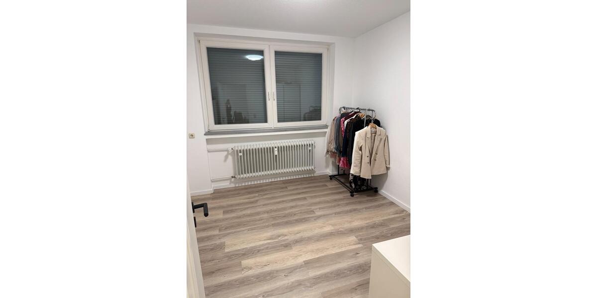 Etagenwohnung Siegen Kaan-Marienborn - 3 Zimmer, 89 m&sup2;, 1.100&euro; | Angebot:26021480