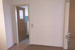 Lev.-Quettingen, ruhiges Appartement, 1.OG, ca. 37 m², 1 Zimmer, Balkon, Küche, Wannenbad