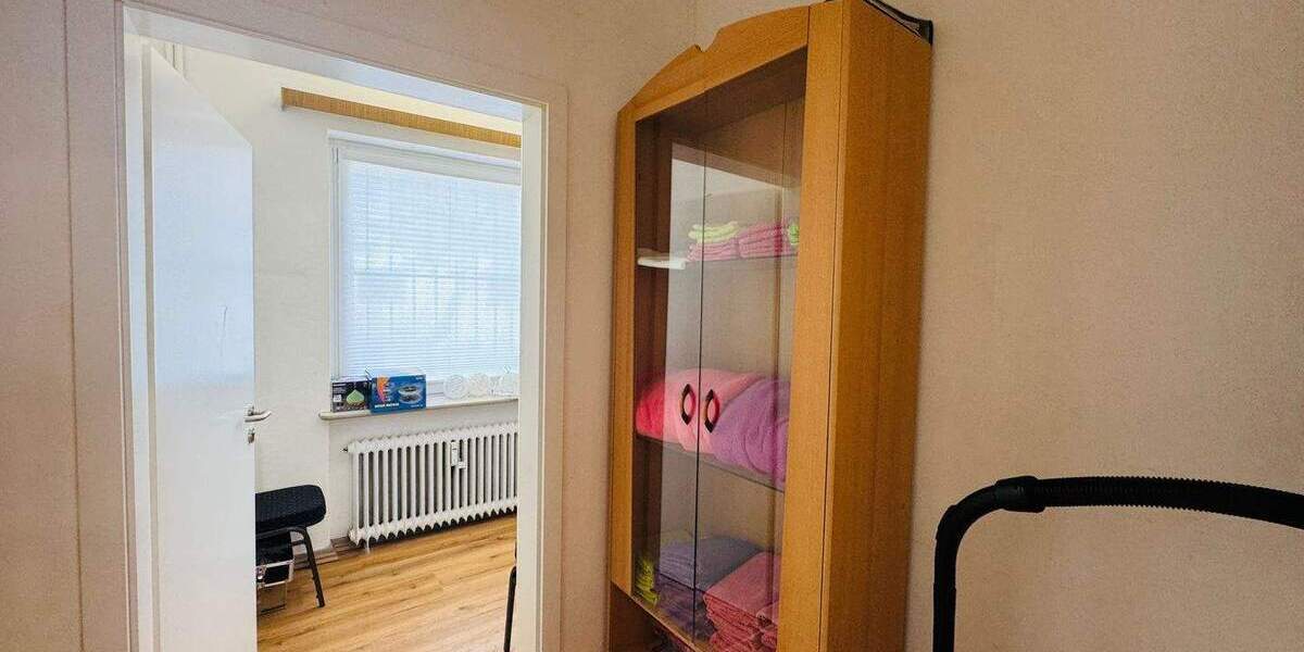 Gewerbeobjekt Wahlstedt - 1 Zimmer, 33 m&sup2;, 450&euro; | Angebot:25837458