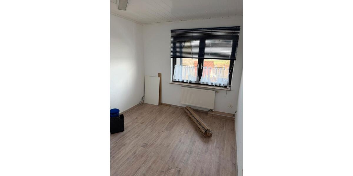 Maisonettenwohnung Gudensberg - 3 Zimmer, 100 m&sup2;, 1.000&euro; | Angebot:26547081