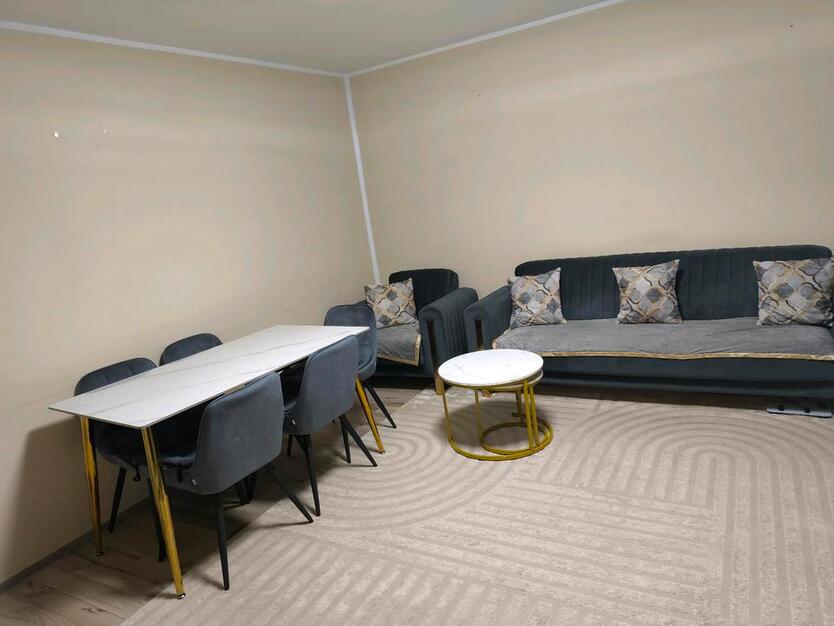 Zwei Zimmer Wohnung zum Vermieten zimmer