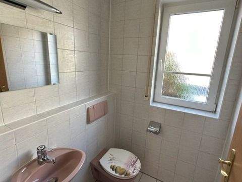 Etagenwohnung Prosselsheim - 4 Zimmer, 90 m&sup2;, 780&euro; | Angebot:25774918