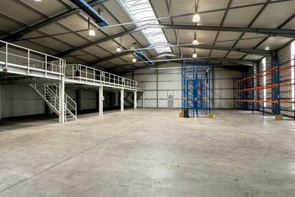 754m2 Halle Produktion Lager in Roßdorf zu vermieten zimmer