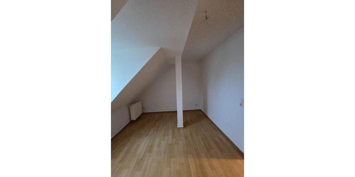 Dachgeschoßwohnung Forst (Lausitz) - 1 Zimmer, 60 m&sup2;, 360&euro; | Angebot:24962955