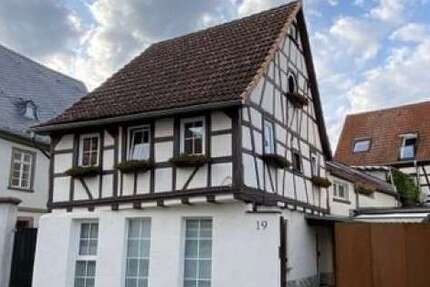 Wohnung Hochheim - 4 Zimmer, 160 m&sup2;, 1.700&euro; | Angebot:23139234