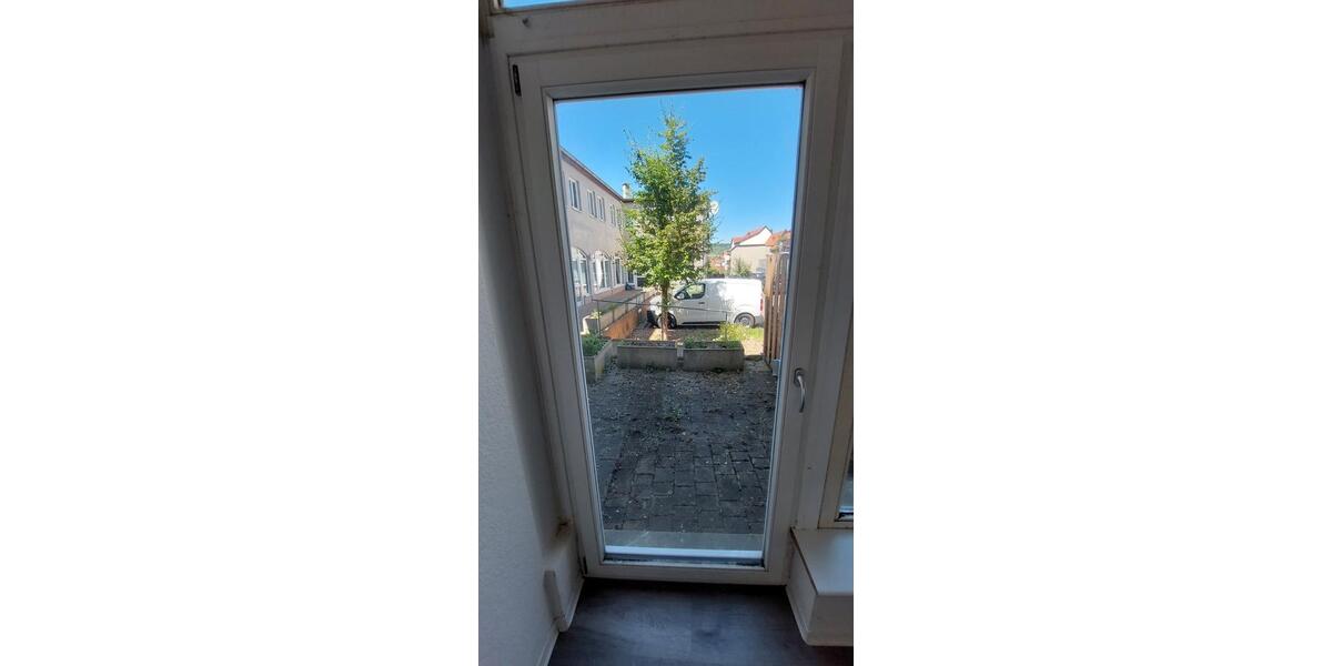 Erdgeschoßwohnung Sangerhausen - 2 Zimmer, 80 m&sup2;, 520&euro; | Angebot:26251788