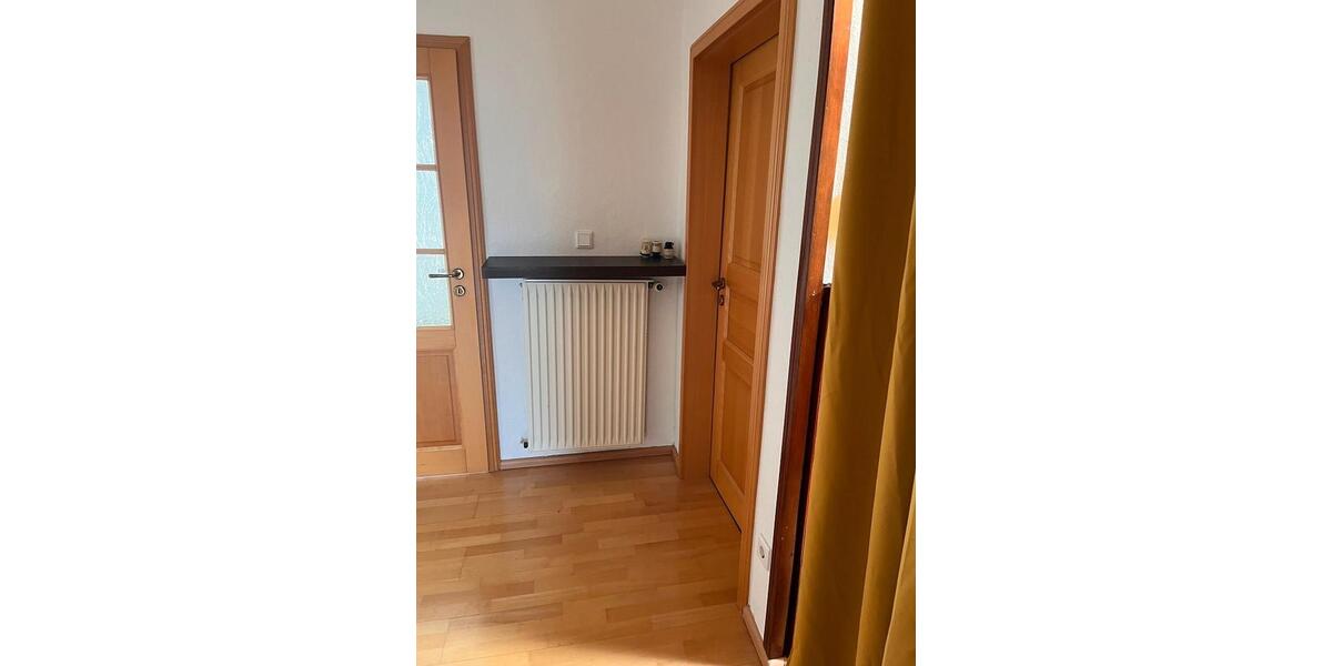 Etagenwohnung Emden - 5 Zimmer, 130 m&sup2;, 800&euro; | Angebot:26019066