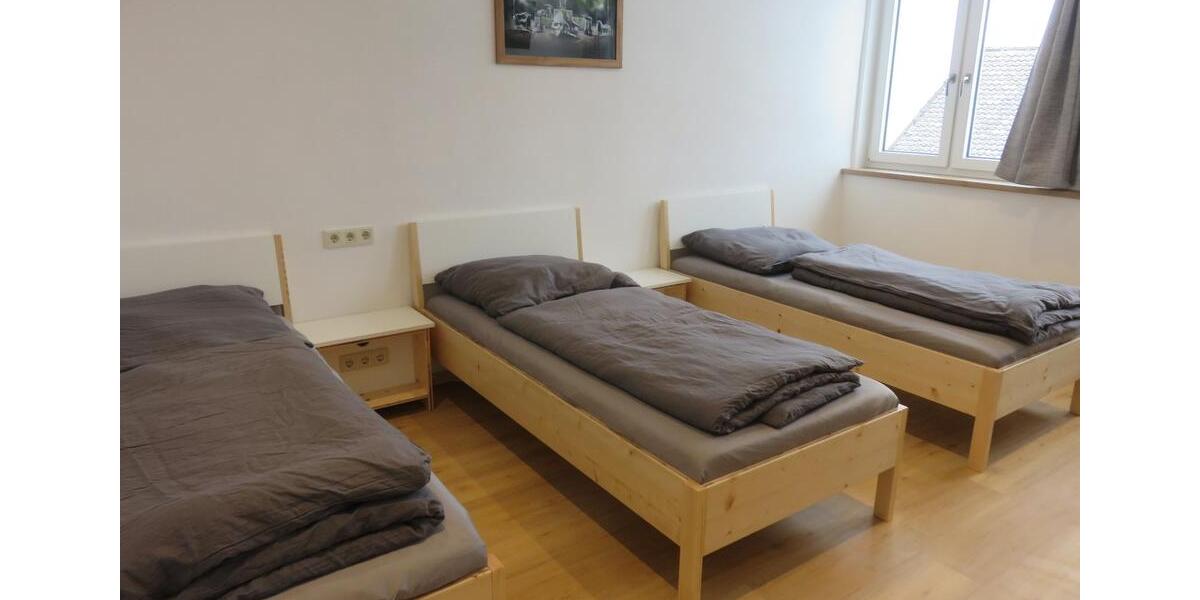 Wohnen auf Zeit Burglengenfeld - 4 Zimmer, 80 m&sup2;, 23&euro; | Angebot:25636390