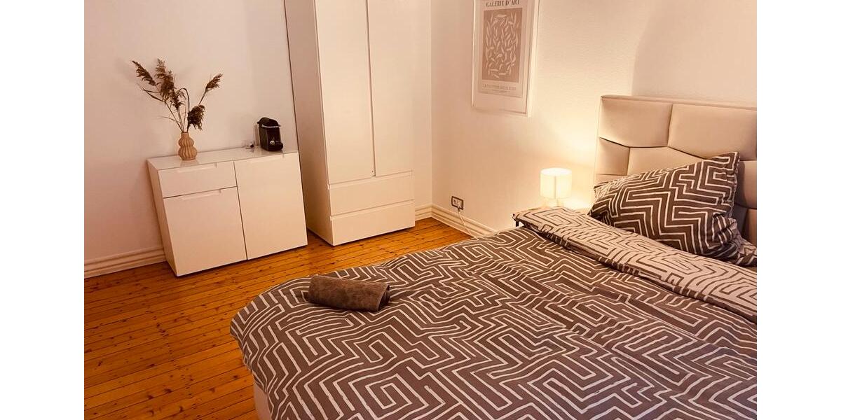 Wohnen auf Zeit Düsseldorf Stadtbezirk 5 - 3 Zimmer, 85 m&sup2;, 1.350&euro; | Angebot:25845322