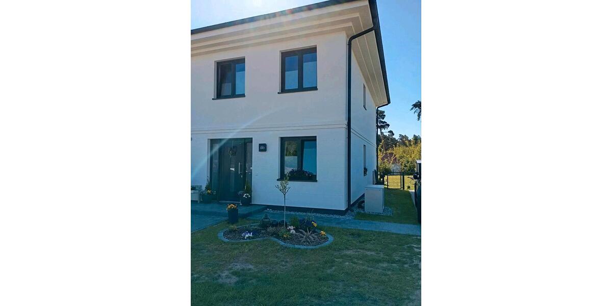 Etagenwohnung Storkow (Mark) - 4 Zimmer, 115 m&sup2;, 1.600&euro; | Angebot:26610526