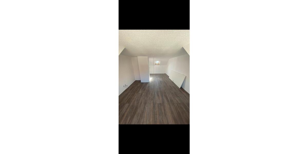 Einfamilienhaus Malchin - 9 Zimmer, 220 m&sup2;, 1.200&euro; | Angebot:24828165