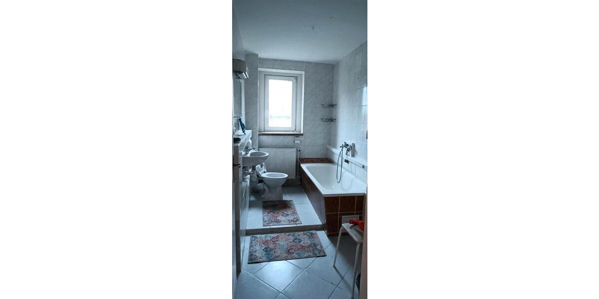 Erdgeschoßwohnung Forst (Lausitz) - 3 Zimmer, 73 m&sup2;, 475&euro; | Angebot:24688377