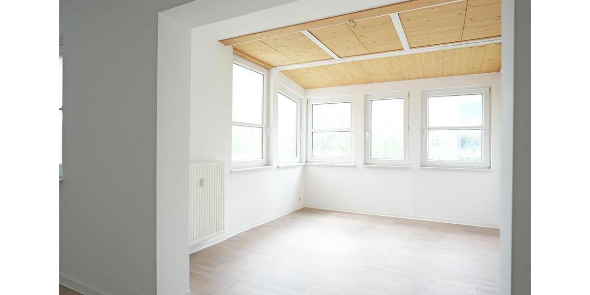 Etagenwohnung Frankenberg (Sachsen) - 2 Zimmer, 63 m&sup2;, 313&euro; | Angebot:26602877