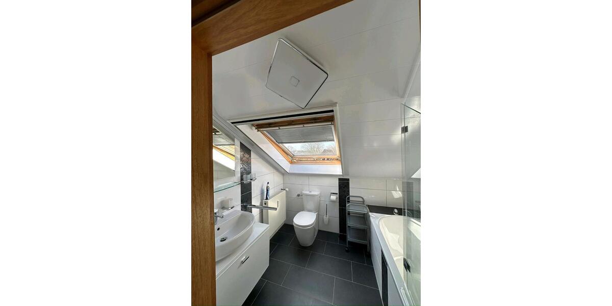 Dachgeschoßwohnung Unna Hemmerde - 2 Zimmer, 60 m&sup2;, 530&euro; | Angebot:25262507