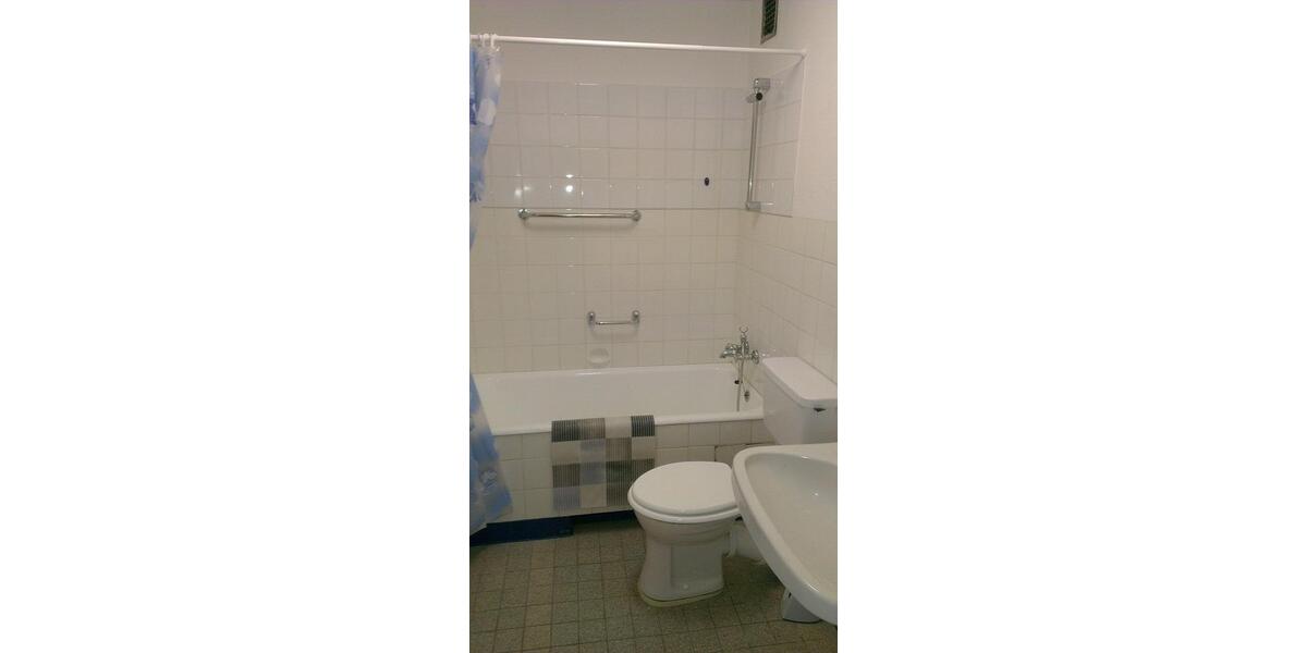 Etagenwohnung Wilhelmshaven - 1 Zimmer, 37 m&sup2;, 350&euro; | Angebot:26091199