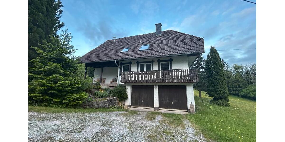 Erdgeschoßwohnung Hornberg - 4 Zimmer, 106 m&sup2;, 1.250&euro; | Angebot:26626728