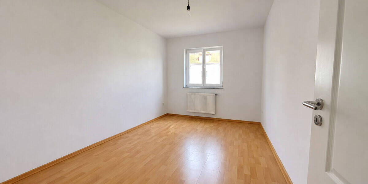 Etagenwohnung Linter Linter - 4 Zimmer, 110 m&sup2;, 1.200&euro; | Angebot:26189778