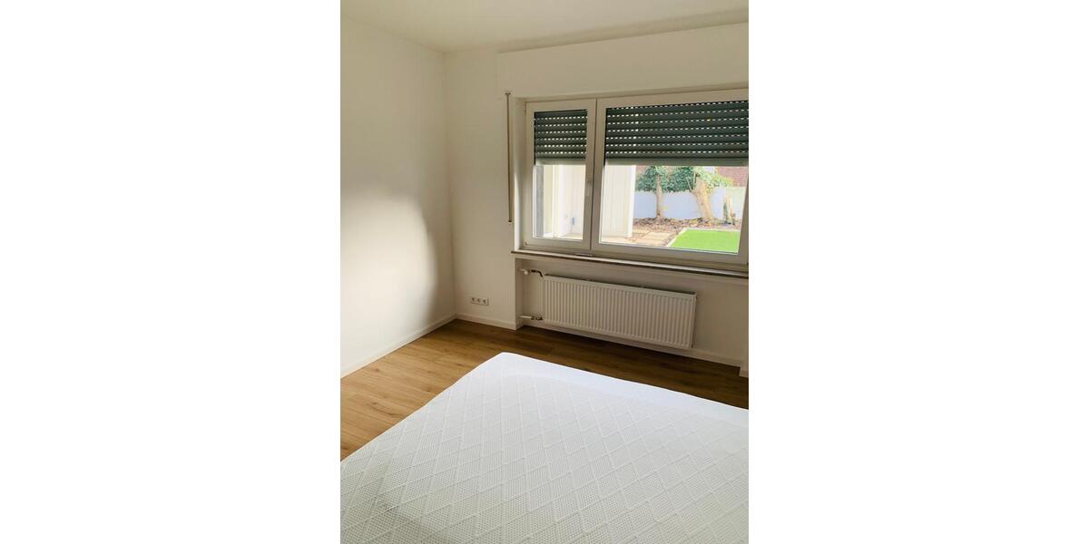 Erdgeschoßwohnung Bielefeld - 3 Zimmer, 110 m&sup2;, 1.350&euro; | Angebot:25886612