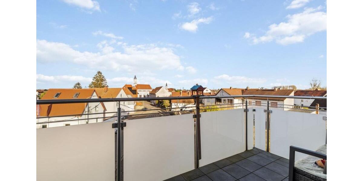 Dachgeschoßwohnung Wörth am Rhein - 4 Zimmer, 113 m&sup2;, 1.300&euro; | Angebot:25026281