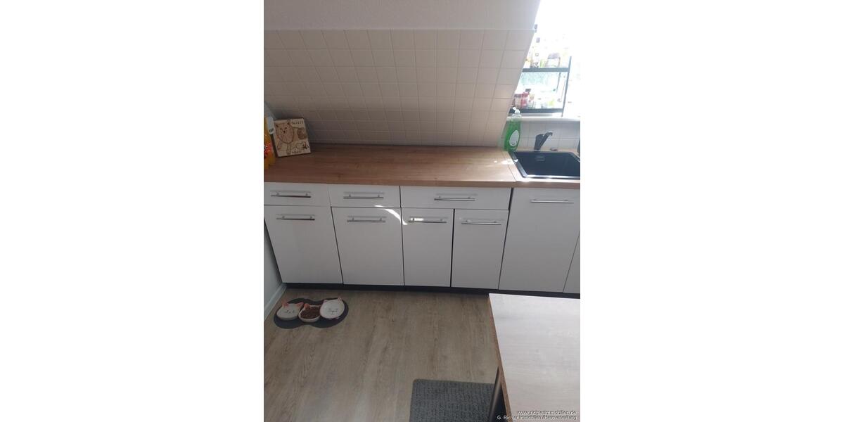 Dachgeschoßwohnung Großschirma - 2 Zimmer, 49 m&sup2;, 295&euro; | Angebot:26334773